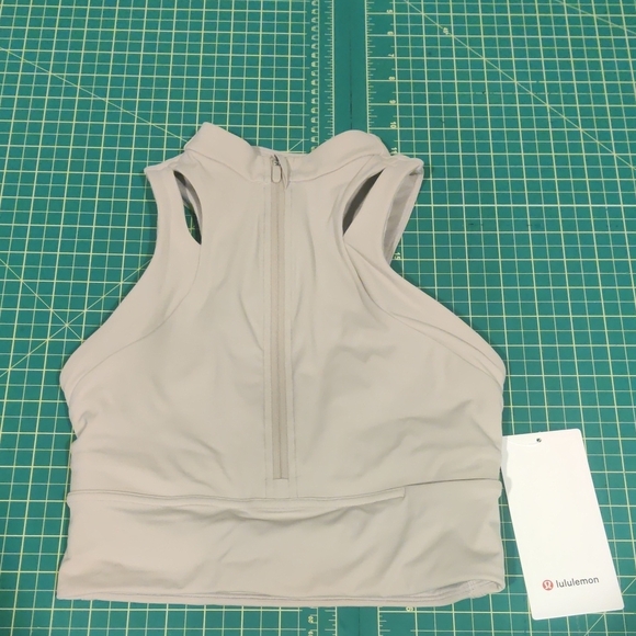 lululemon athletica Beige High-Neck Crop Top - Picture 5 of 12